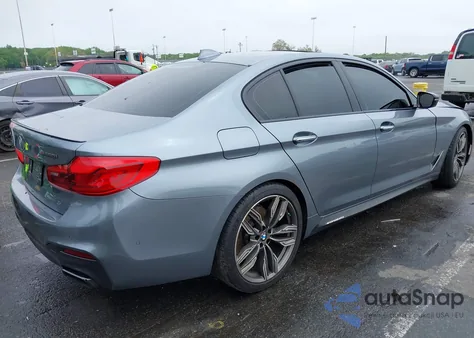 2018 BMW M550I xDrive из США, поврежденный, VIN WBAJB9C58JB036578